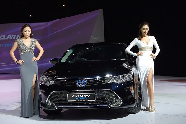 Toyota正式发布2015小改款Camry！