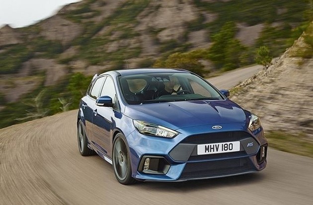 Ford Focus RS规格确定!手排+四驱,美规350匹欧规345匹!