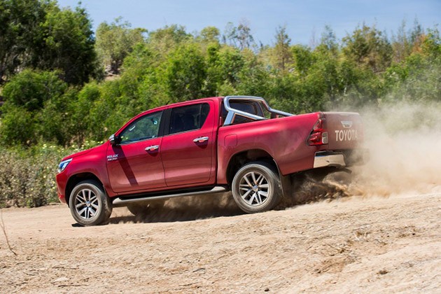 2016 Toyota Hilux更加坚固更加牢不可破！