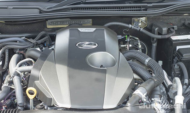 Lexus IS200t F-Sport，日系后驱涡轮轿跑！