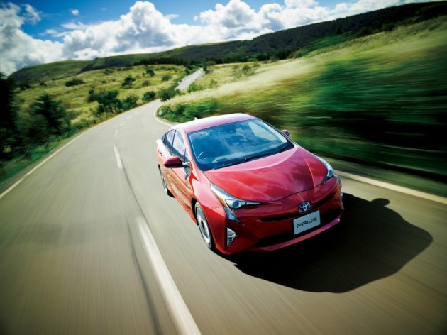 全新省油王Toyota Prius日本正式上市！1公升燃油可以跑40.8km/L！