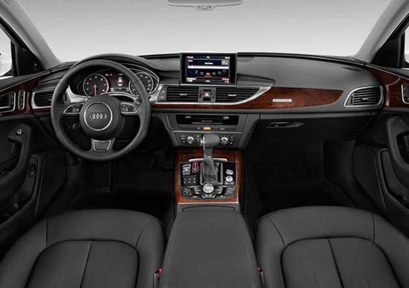 山寨Audi A6来啦！众泰Z700开价RM 70,000而已！