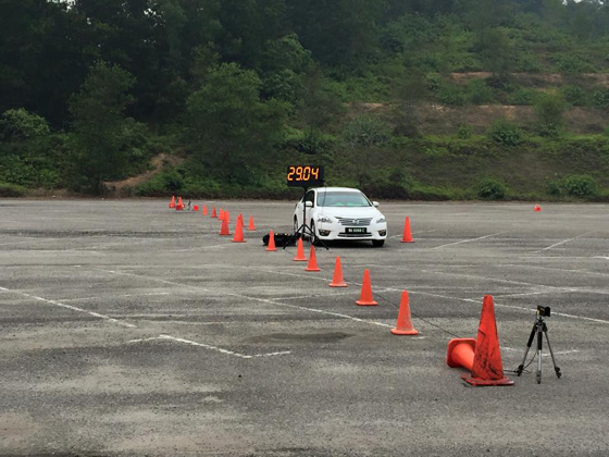 大马D-Segment之争！Nissan Teana和Toyota Camry谁最棒？