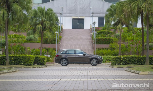 Mercedes-Benz GLC250 4MATIC,豪华越野运动风!