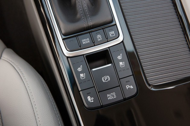 2016日内瓦车展:Kia Optima Sportswagon定妆照现身!