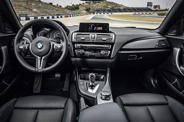 370hp最大马力！BMW M2 Coupe正式登陆大马！