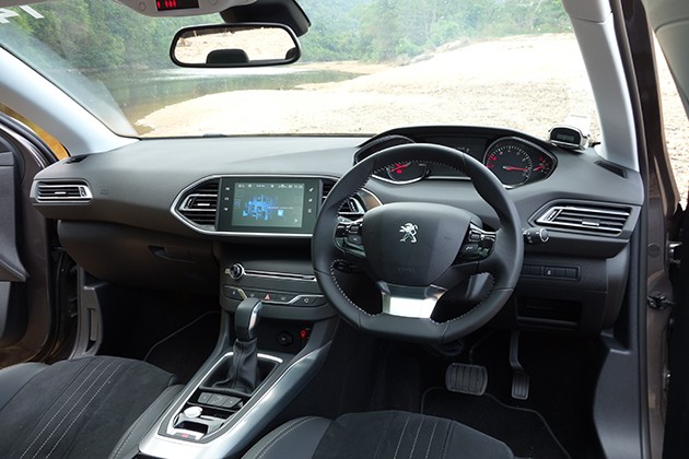 全新Peugeot 408正式公开预订!