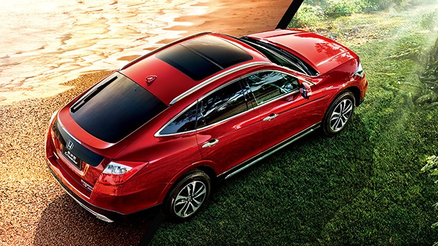 流线美学!掀背式房车Honda Crosstour!