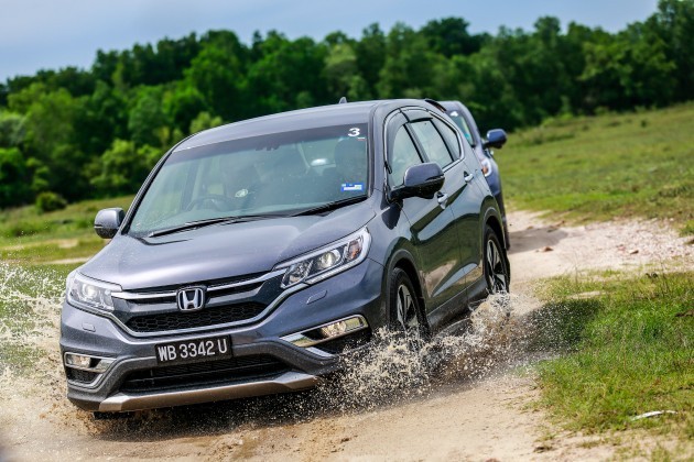 新生代SUV对抗老将！Mitsubishi Outlander对抗Nissan X-Trail，Honda CR-V！