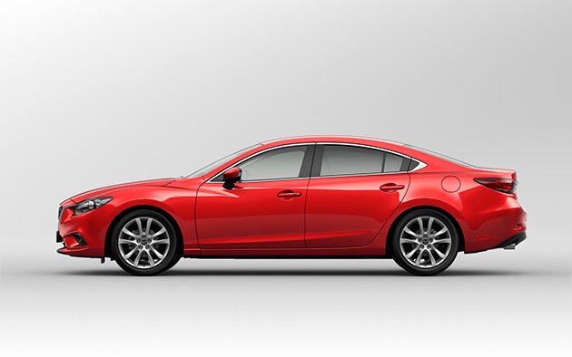 曾经同门的对决!Mazda6 2.5 Skyactiv对比Ford Mondeo 2.0 Ecoboost!