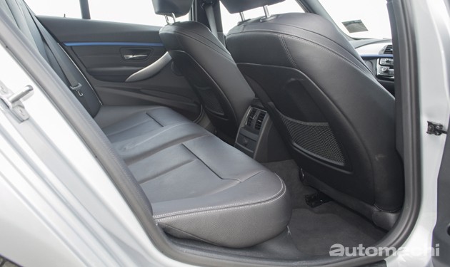 BMW 330i M Sport，不许多着墨的超强轿跑！