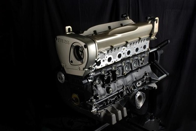 血洗欧系车厂的引擎！Nissan RB26DETT，R32的最强搭档！