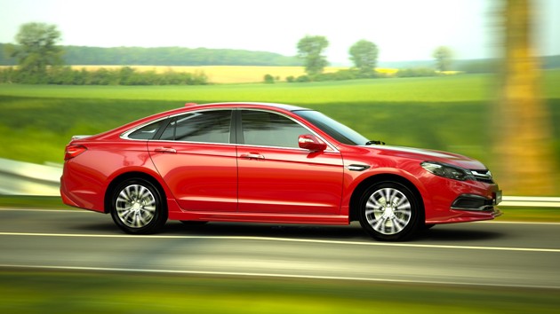 新鲜热辣！试驾Proton Perdana 2016！