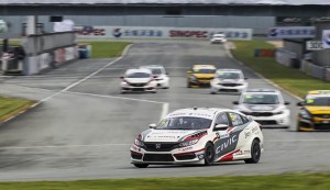 赛道版现身!Honda Civic FC称霸中国CTCC赛事!