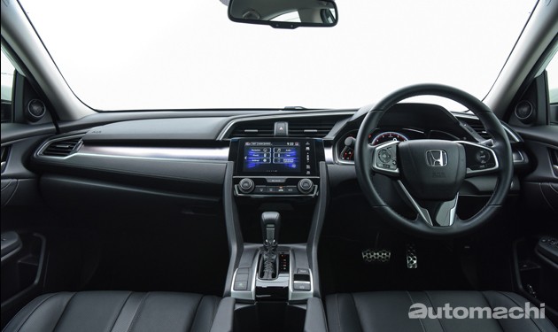 C-Segment涡轮对决！Honda Civic FC对战Peugeot 408！