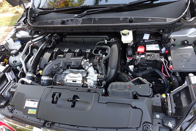 C-Segment涡轮对决！Honda Civic FC对战Peugeot 408！