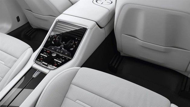 奢华轿跑风！Porsche Panamera 2017于德国全球首发！