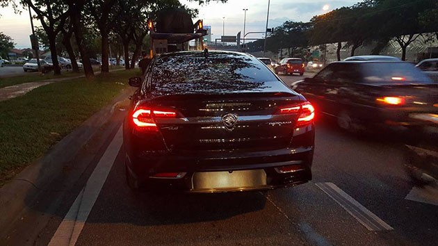 即将发布!Proton Perdana 2016现身Showroom!