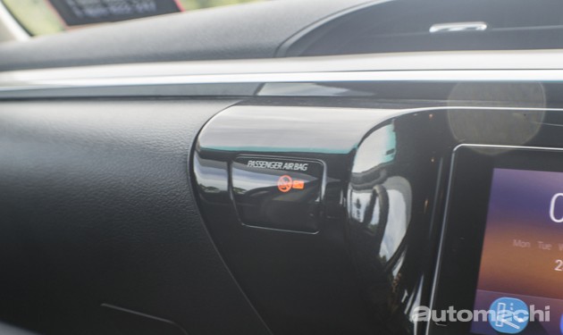 残酷厮杀!Toyota Hilux 2.8G VS Ford Ranger 3.2 Wildtrak