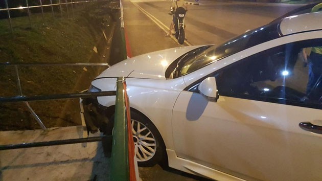 小心!开车时请不要游玩Pokemon Go!