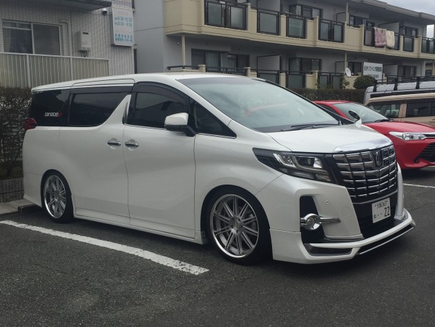 Alphard和Vellfire是不是豪华MPV?