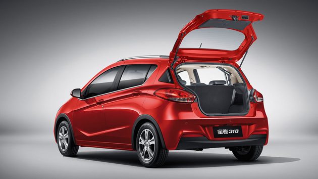 中国神车宝骏310正式上市,最顶级版仅叫价30,866令吉!