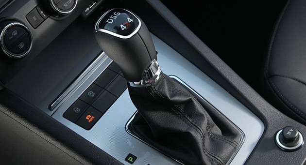 Former Bentley And Bugatti Chief Sues VW For Millions In DSG Royalties