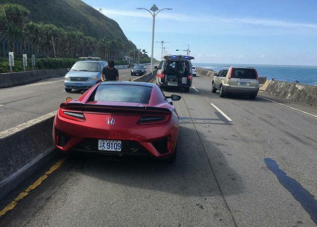 Honda NSX 试驾车在台湾发生车祸！