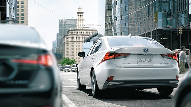 日系轿跑升级,2017 Lexus IS 正式在日本发售!