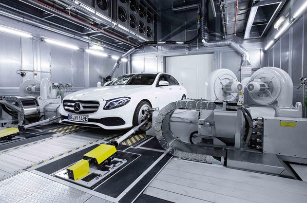 Mercedes-Benz 发表全新V8和L6引擎！