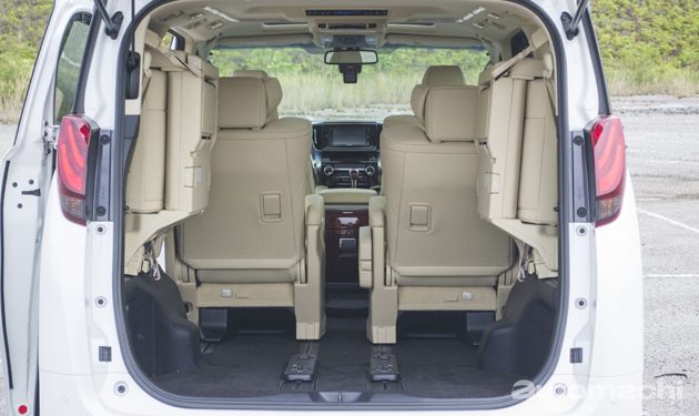 Toyota Alphard ，老板级人物的最佳座驾！