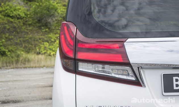 Toyota Alphard ,老板级人物的最佳座驾!