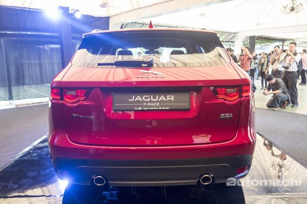 loc-jaguar-f-pace-officially-launched-02