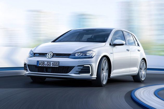 2017 Volkswagen Golf 正式发表,新引擎上身!