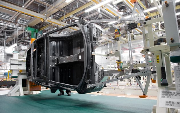 天使之音！带你去看 Lexus LFA 的生产过程！