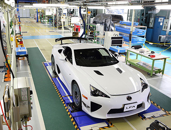 天使之音！带你去看 Lexus LFA 的生产过程！