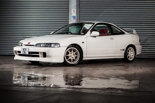 令人热血沸腾的Logo: Type R !