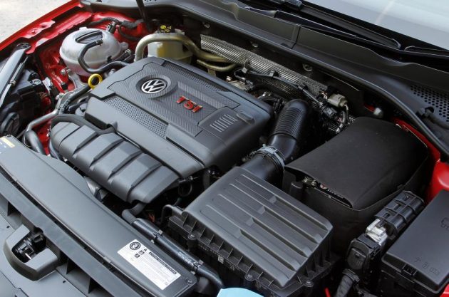 前驱之争！ Honda FK2R VS VW Golf GTI谁胜谁负？