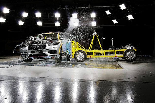 Volvo 车款安全的秘密：车祸调查队！