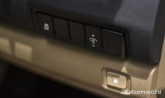 Kia Grand Carnival ,高质感8人座大型MPV!