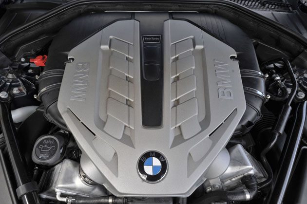 BMW M5 2018 细节披露！最大马力600 hp！