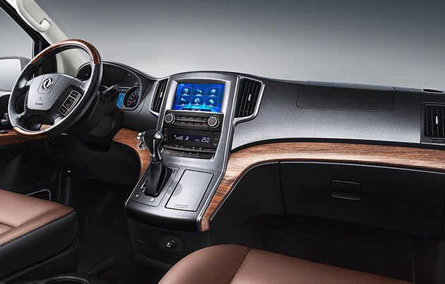 东风风行 CM7 ，RM 94,000可以买到Alphard！