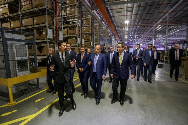 BMW 全新配送中心开幕，可配送23个国家！