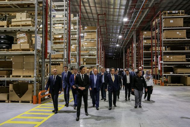 BMW 全新配送中心开幕，可配送23个国家！