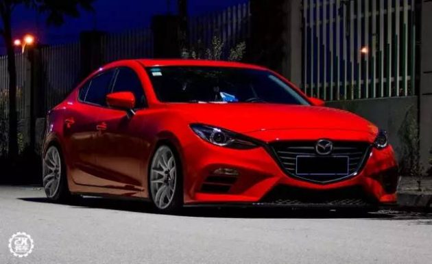 Mazda3 走 HellaFlush 风格，改装得好棒棒！