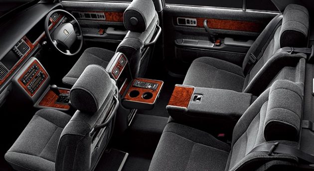 Toyota Century 新一代Toyota旗舰将搭载混合动力系统！