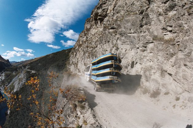 Dangerous Road 十大危险公路,你敢开上去吗?