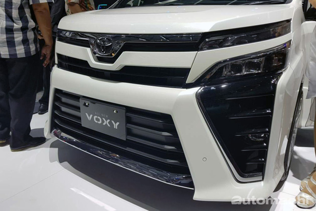 Toyota Voxy 2017 现身印尼车展，来看看实车照吧！
