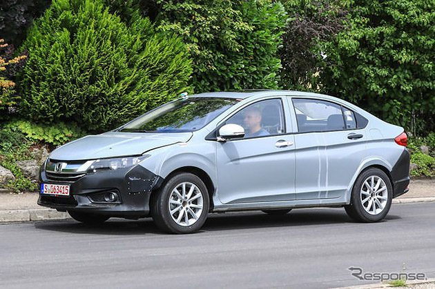 Honda Insight 伪装车疑似被捕获，今年东京车展亮相！