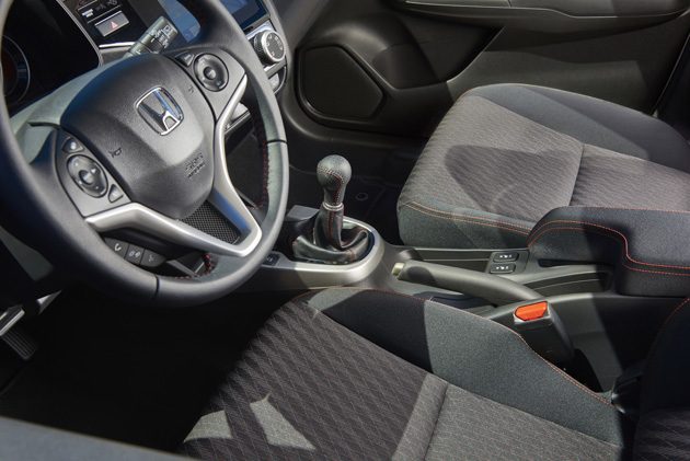 Honda Jazz 小改款欧洲规格发表，备有主动式安全系统！
